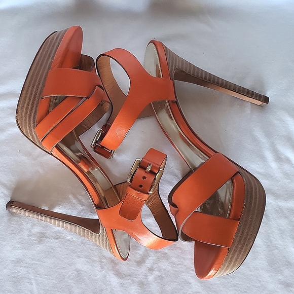 EUC Coach Orange Platform High Heels Shoes Sz 7 w/ Strappy Ankle Buckle with Box - Picture 5 of 16